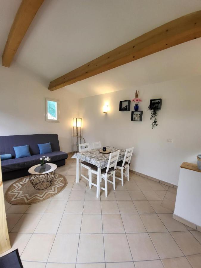Nid Douillet - Les Fargettes - Superbe Vue - Charmante Petite Maison Avec Jardin - 2 Pieces A Privas Buitenkant foto